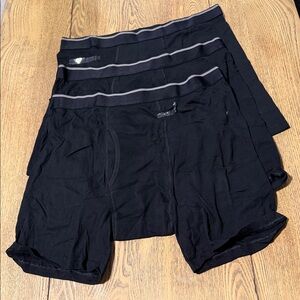 Kirkland Signature Men’s Supima Cotton Boxer Brief, 4-pack